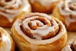 Cinnamon roll is a healthy sweet option for breakfast